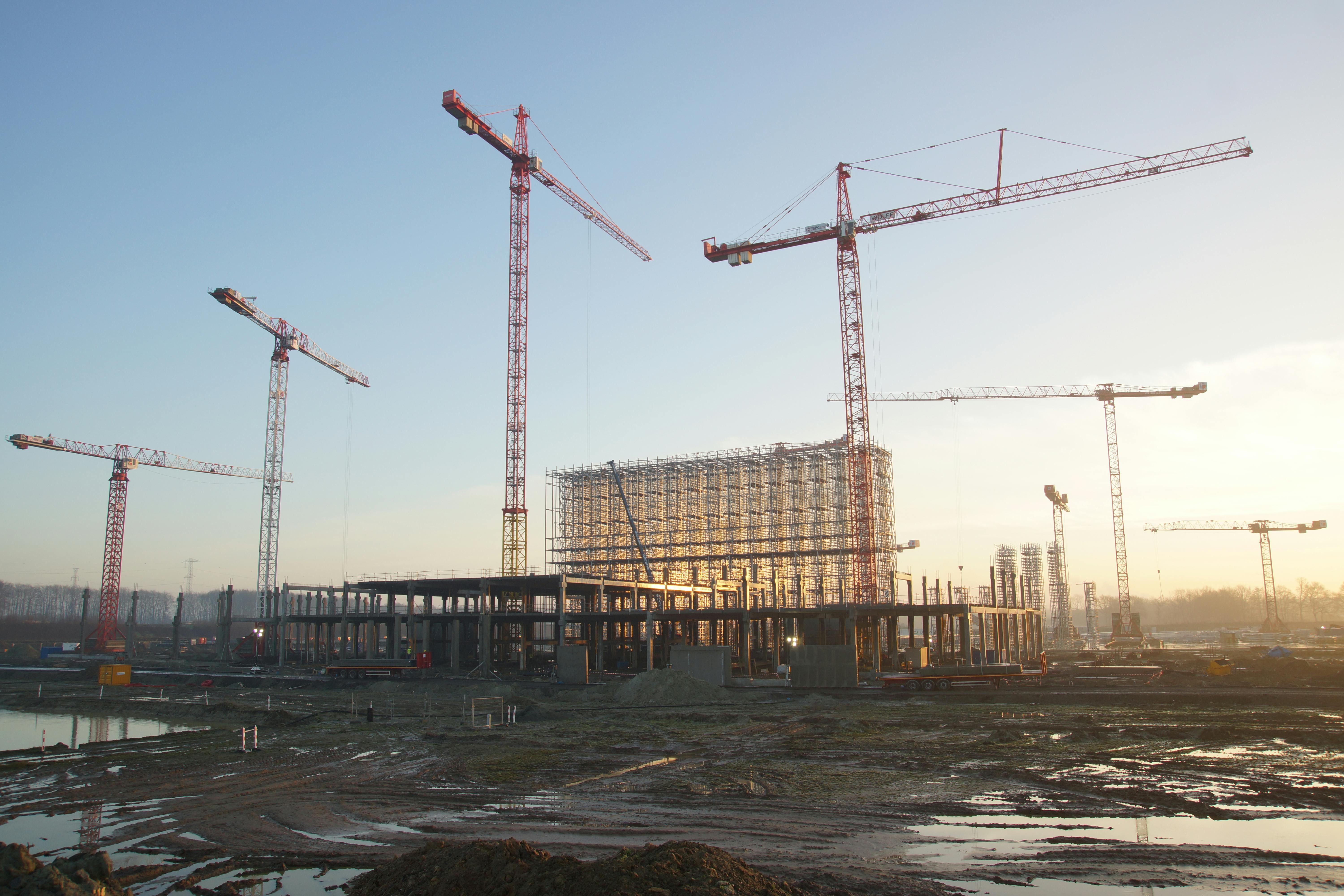 Formwork vs Falsework Mana yang Lebih Penting dalam Proyek Konstruksi?