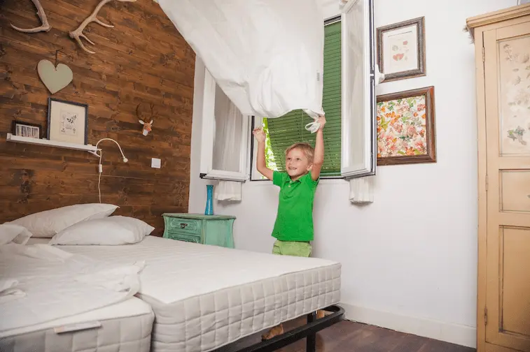1. Desain Kamar Kost 3Ã—4 Kamar Mandi Dalam Instagramable